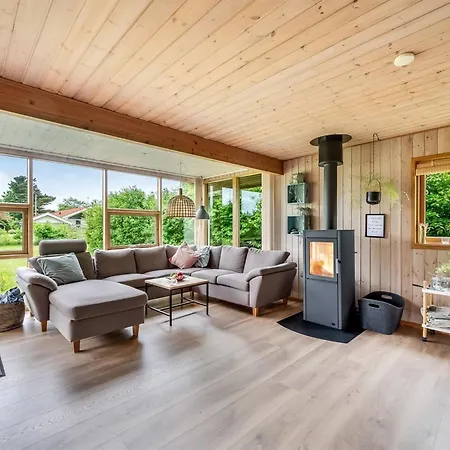 Tian - 400m To The Fjord By Interhome Semesterbostad *